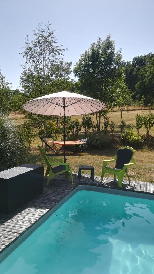 Bed and Breakfast Le Mas De Carrie Parisot  Экстерьер фото