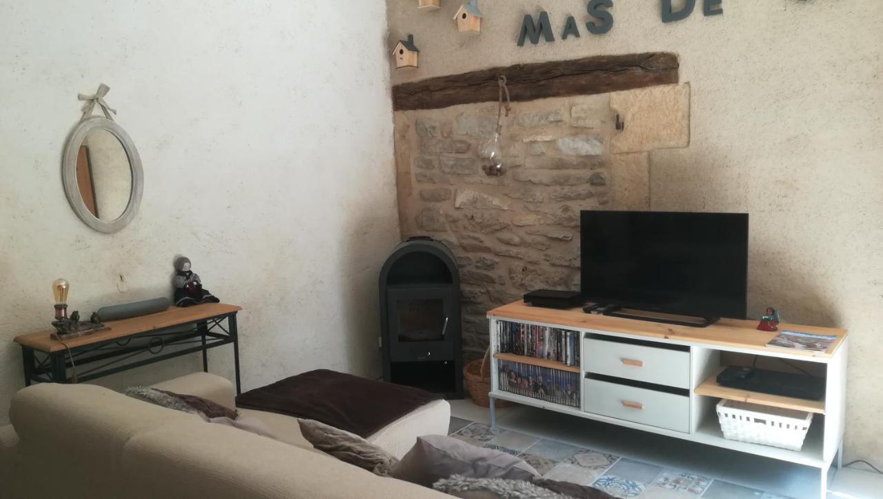 Bed and Breakfast Le Mas De Carrie Parisot  Экстерьер фото