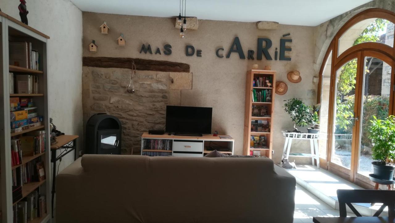 Bed and Breakfast Le Mas De Carrie Parisot  Экстерьер фото